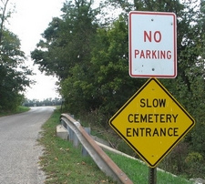 slowcemeteryentrance-6346